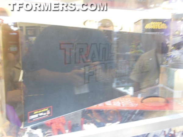 BotCon 2013   Transformers SDCC Images Gallery Metroplex, G1 5 Pack, Shockwaves' Lab  (83 of 101)